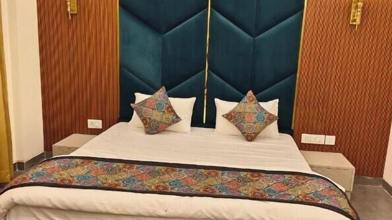 Photo of Bedroom in Dhanauli