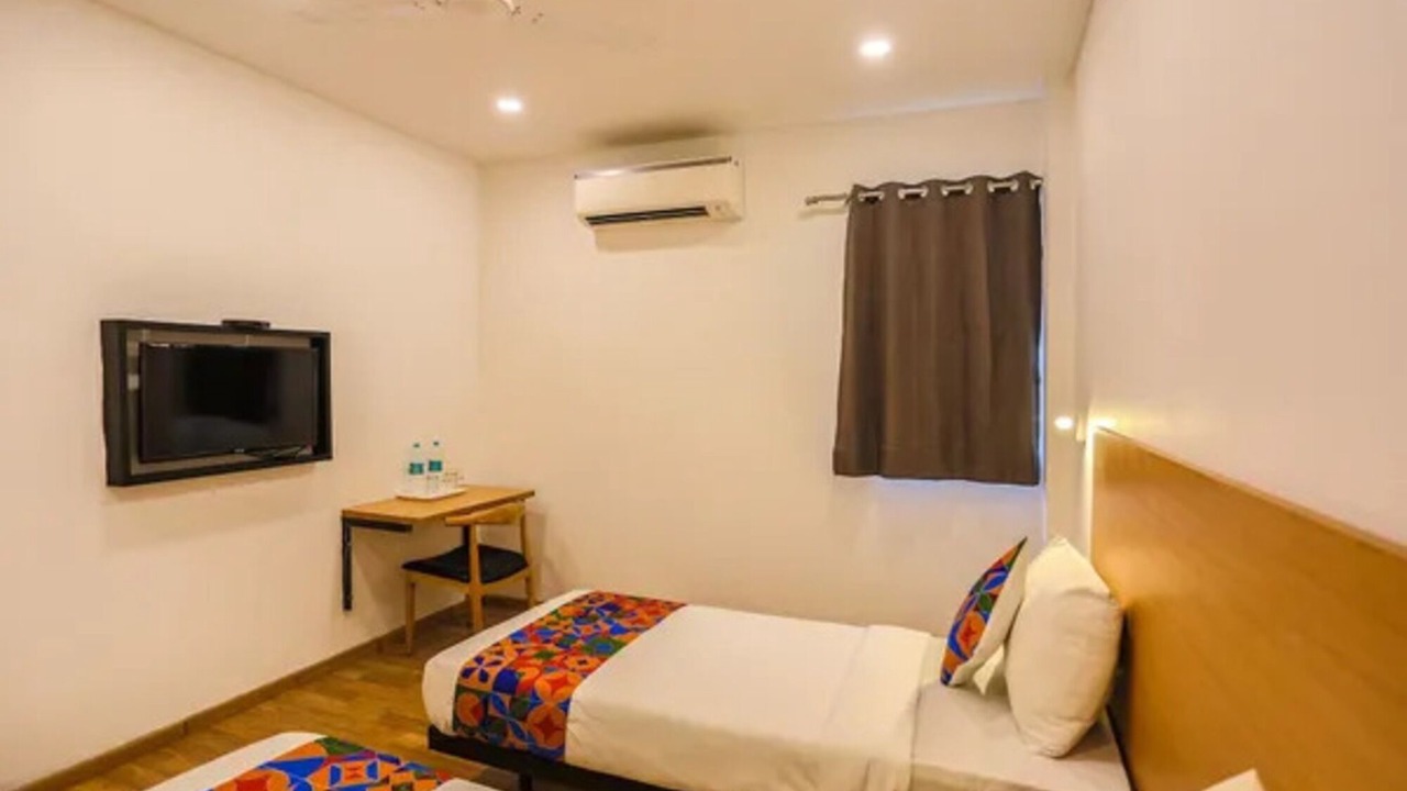 Photo of Bedroom in Daulatabad