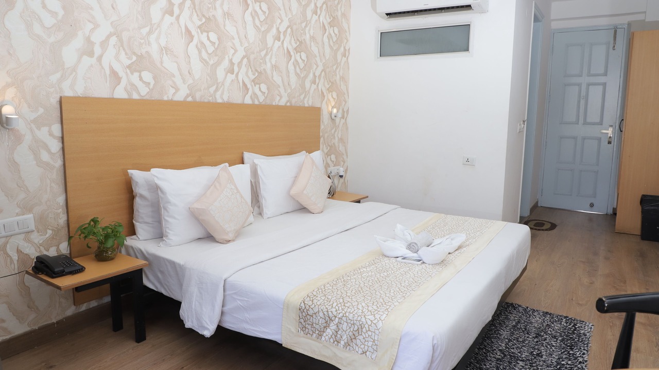 Photo of Bedroom in Sector 39