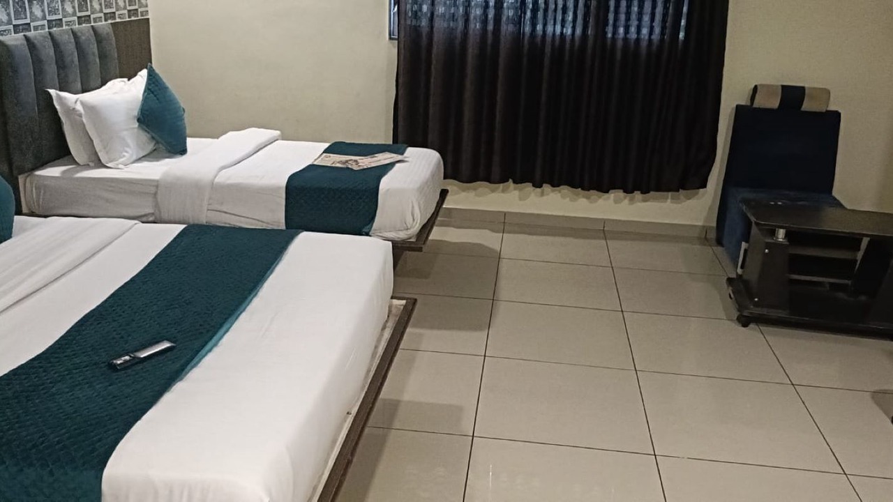 Photo of Bedroom in Vadodara