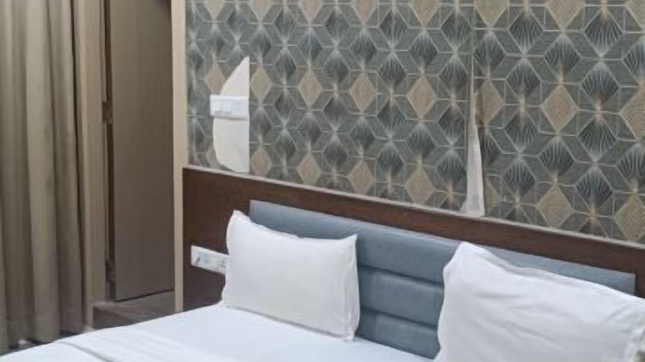 Photo of Bedroom in Vadodara