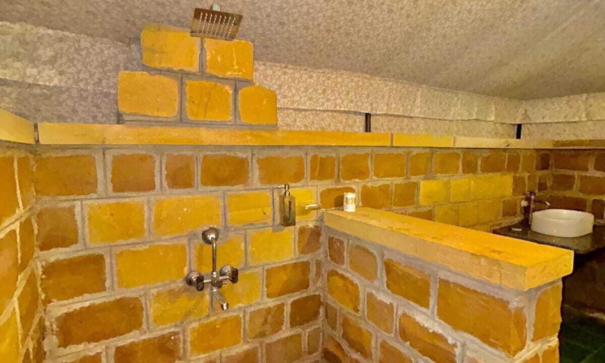 Photo of Bathroom in Kanoi