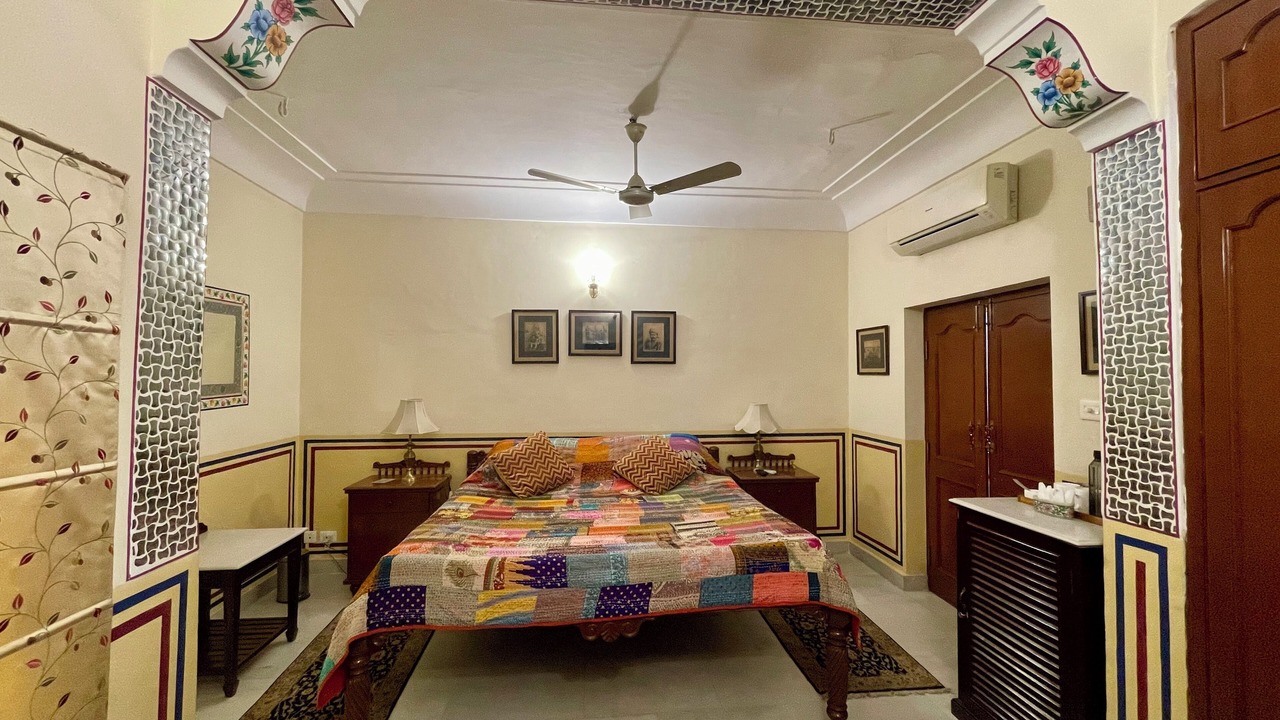 Photo of Bedroom in Pink City