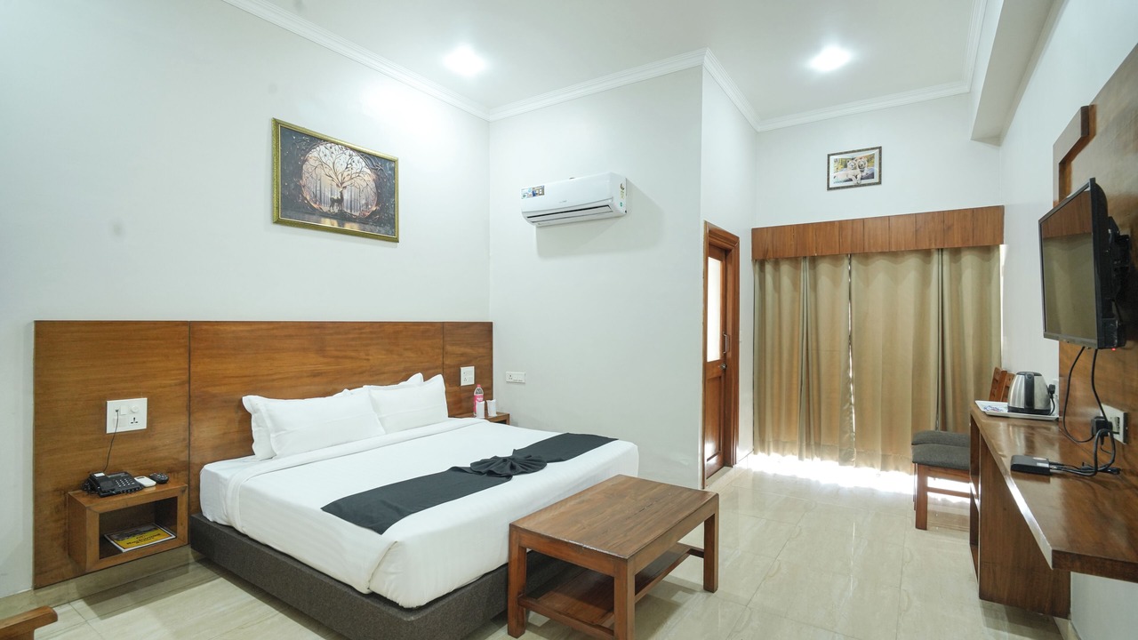 Photo of Bedroom in Paonta Sahib