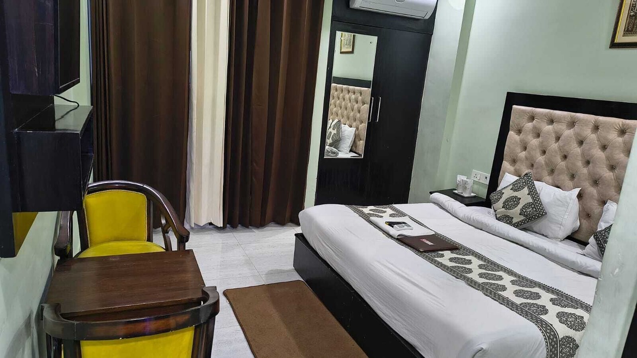 Photo of Bedroom in Dehradun