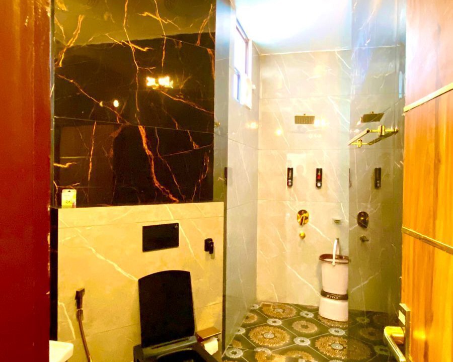 Photo of Bathroom in Barog