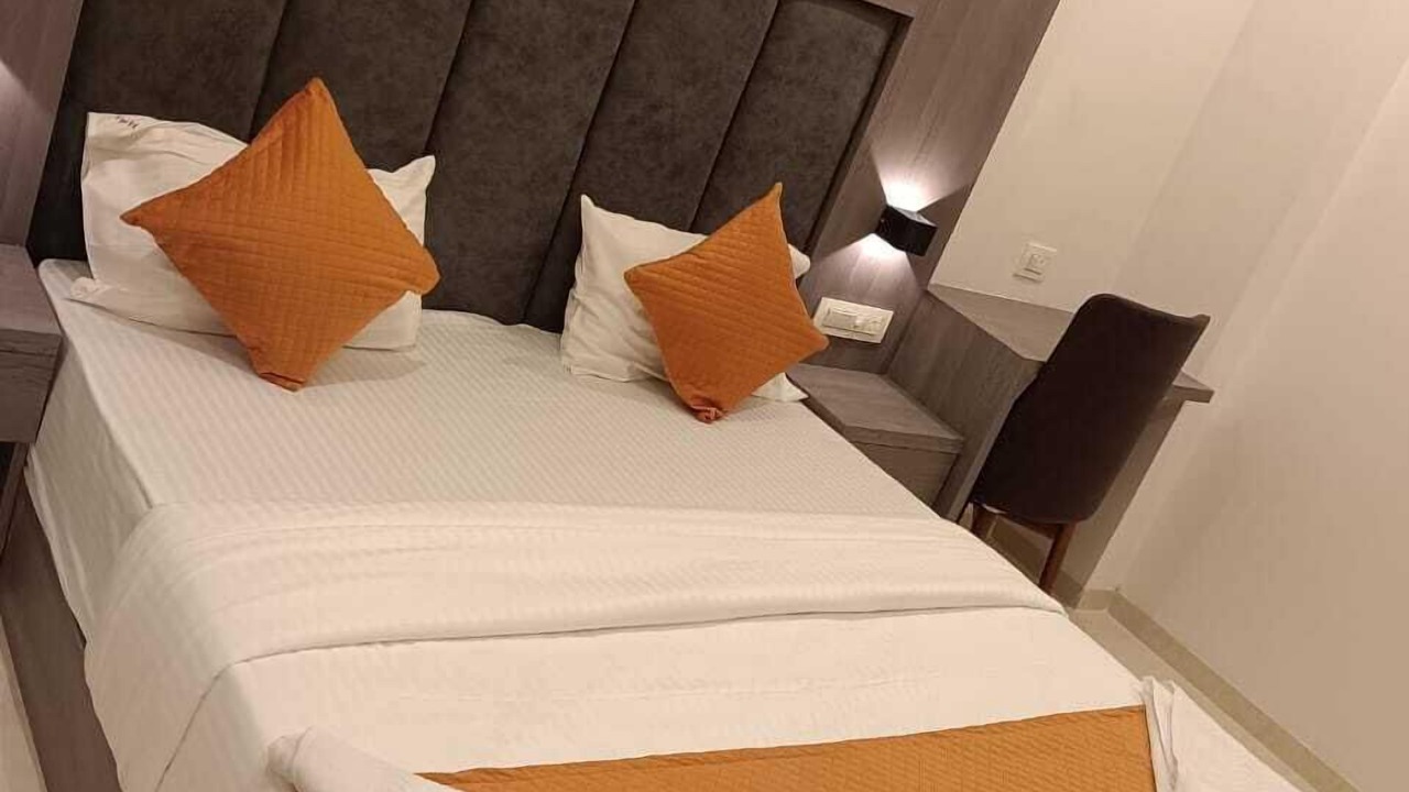 Photo of Bedroom in Dahisar East