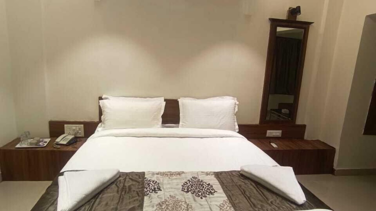 Photo of Bedroom in Mahabaleshwar