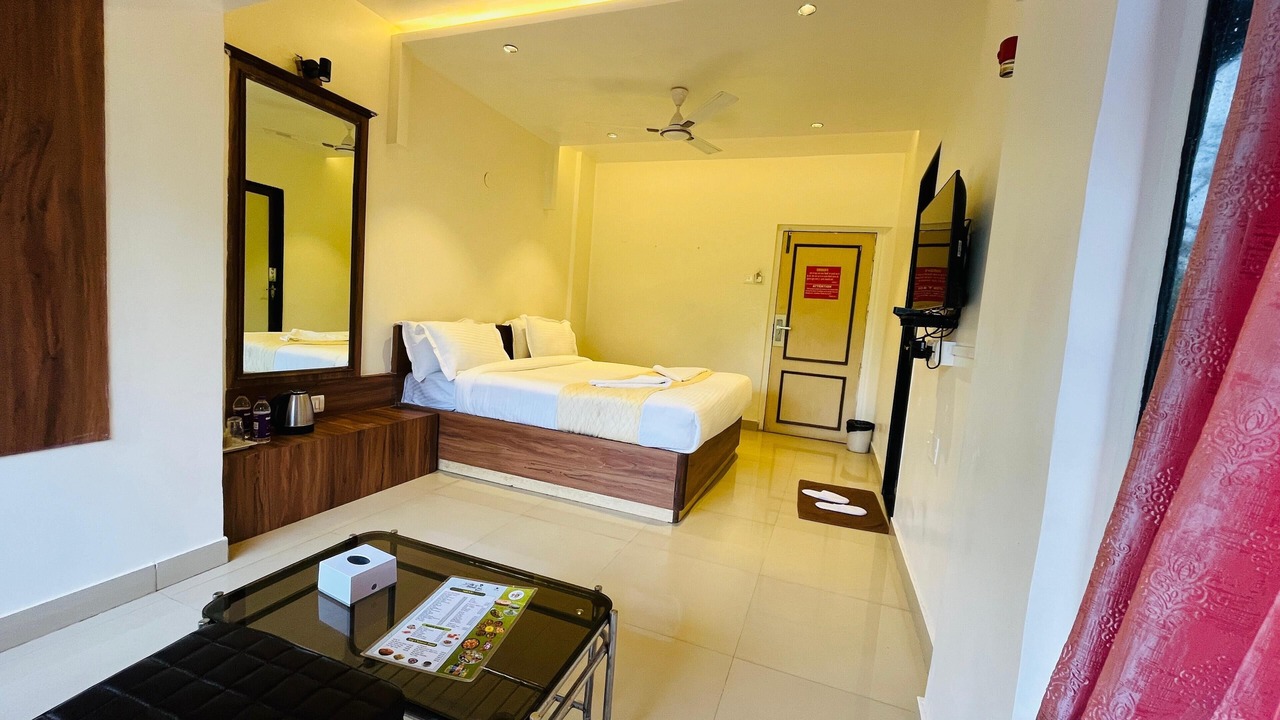 Photo of Bedroom in Mahabaleshwar