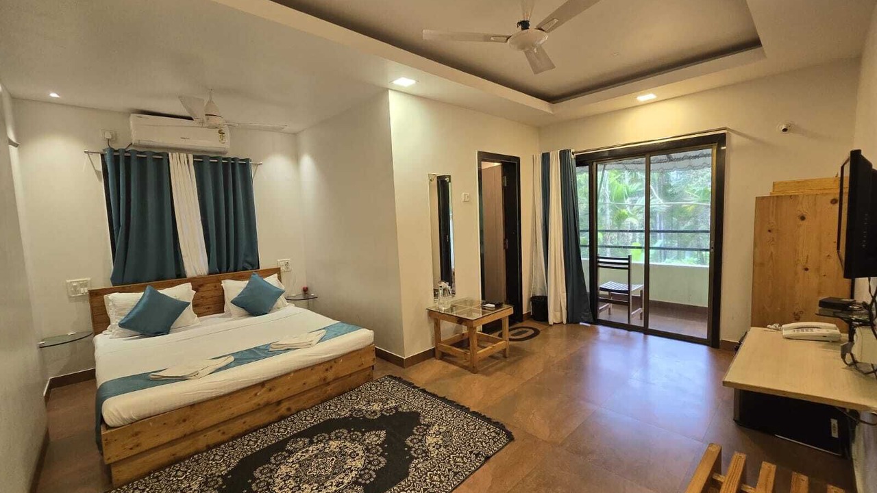 Photo of Bedroom in Ratnagiri