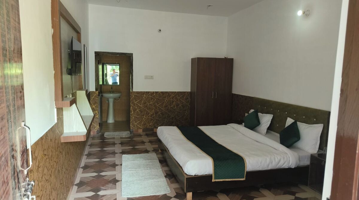 Photo of Bedroom in Garjia