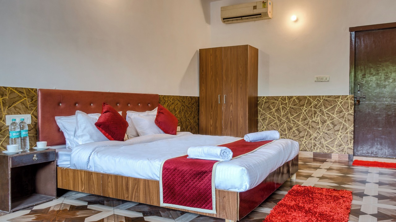 Photo of Bedroom in Garjia