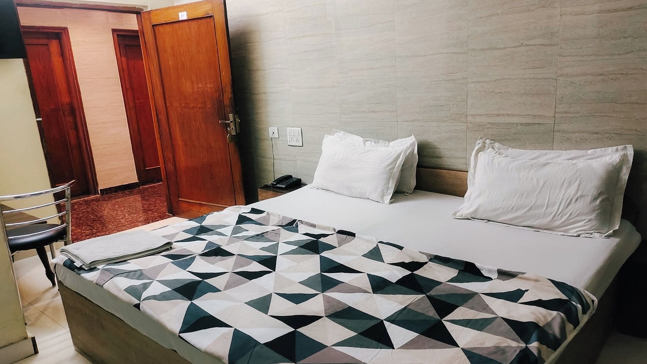 Photo of Bedroom in Sindhi Camp