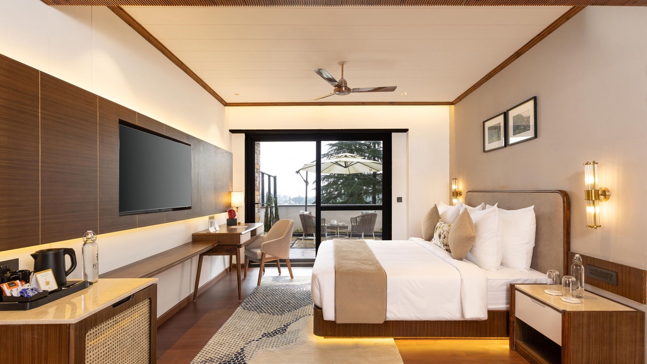 Photo of Bedroom in The Mall Road
