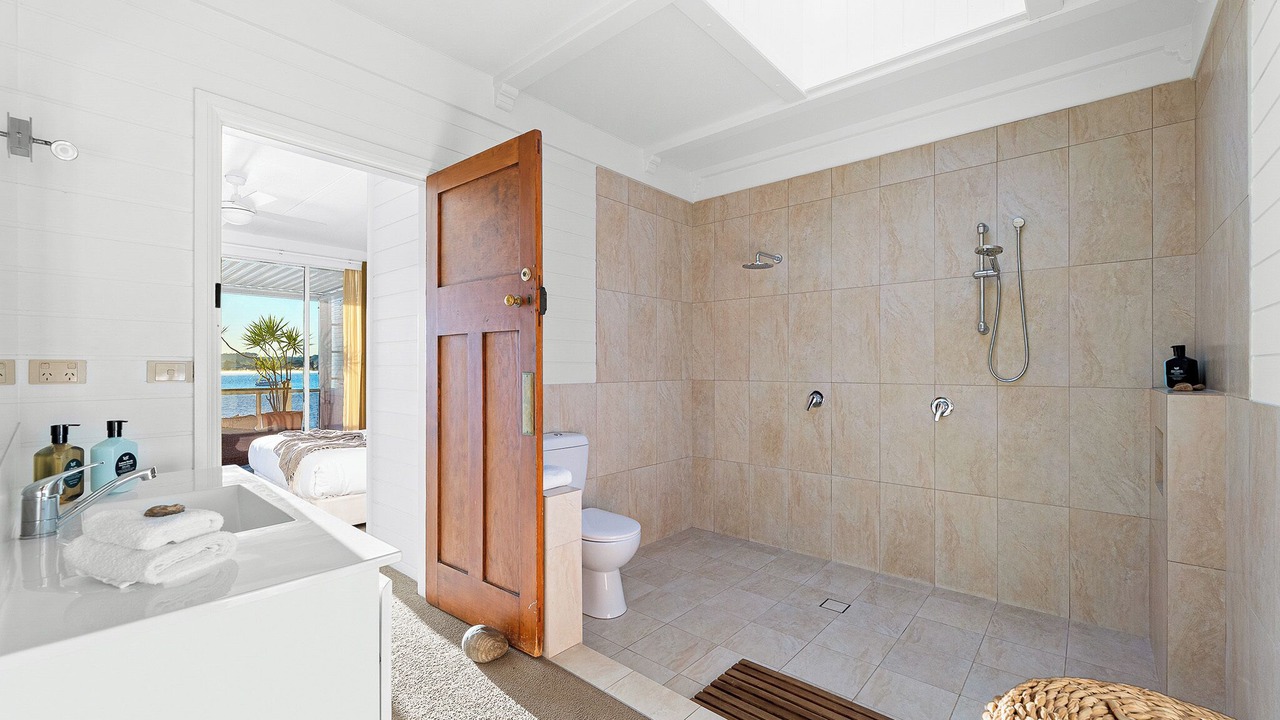 Photo of Bathroom in Batemans Bay