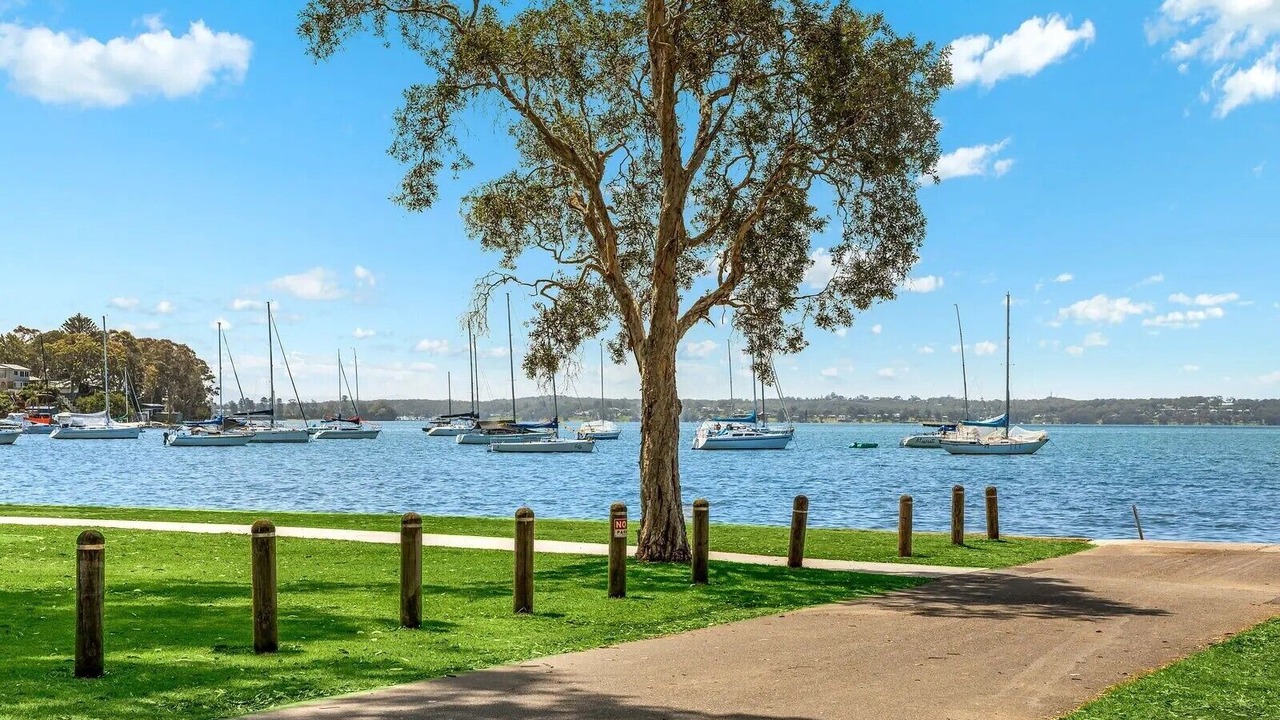 Photo of Outdoor in Mannering Park
