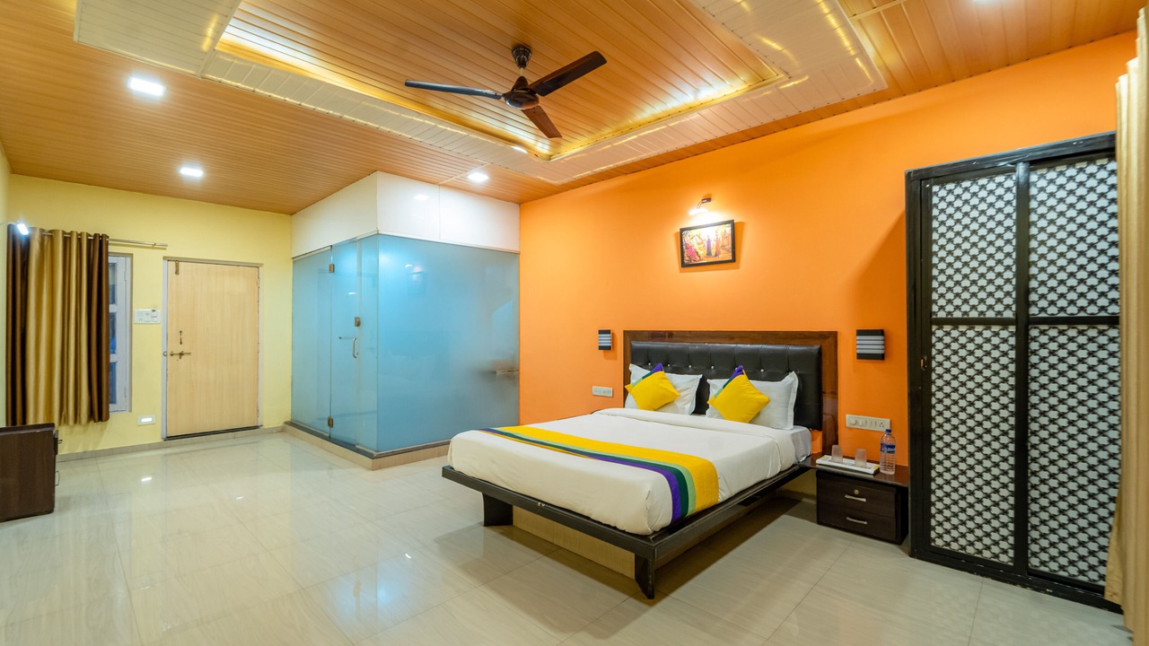 Photo of Bedroom in Matheran