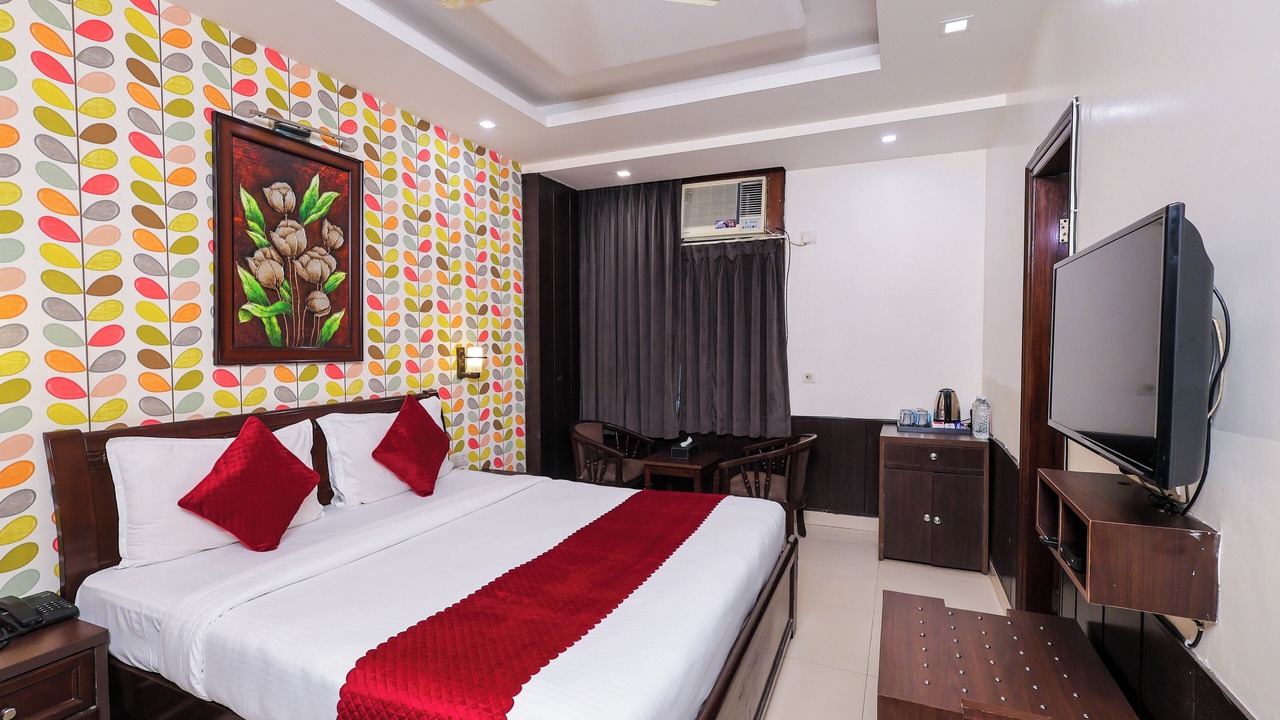 Photo of Bedroom in DLF City
