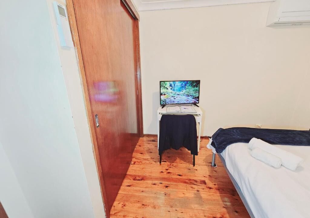 Photo of Bedroom in Doonside