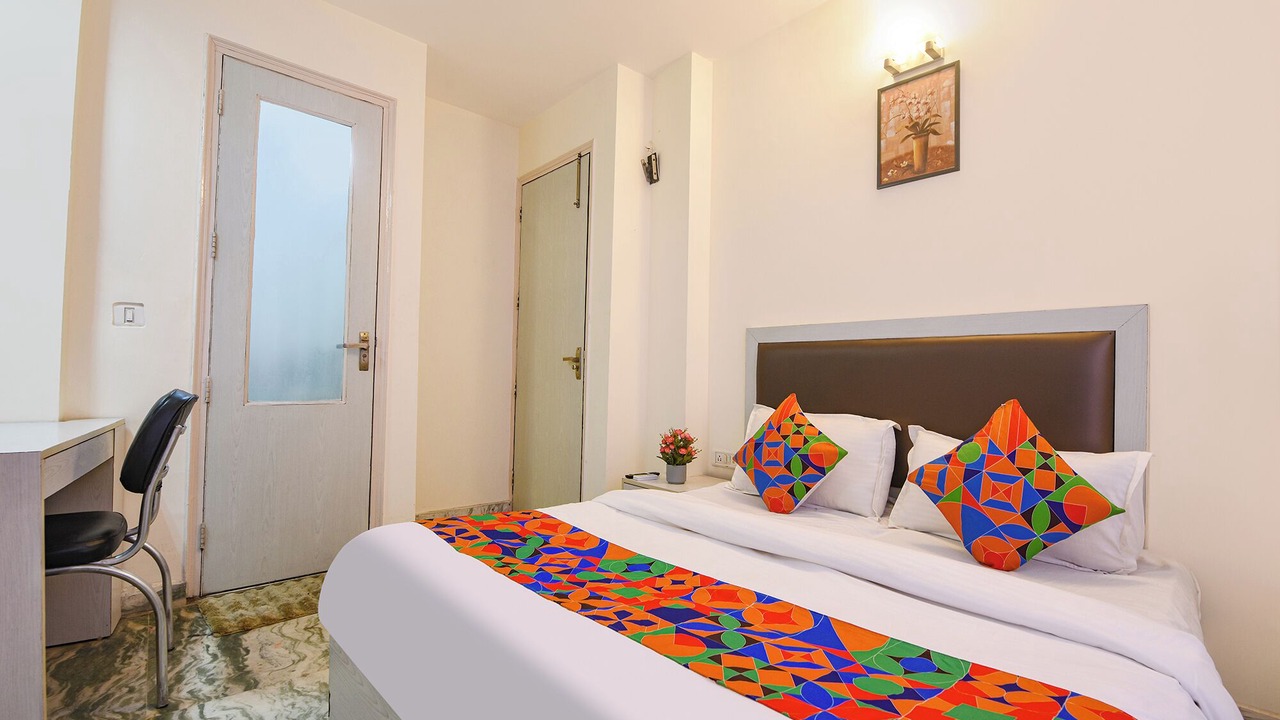 Photo of Bedroom in Karol Bagh