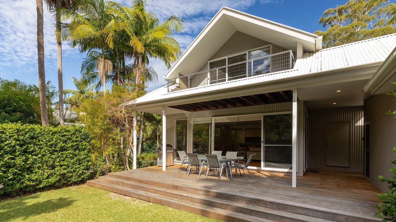 Photo of Outdoor in Elizabeth Beach