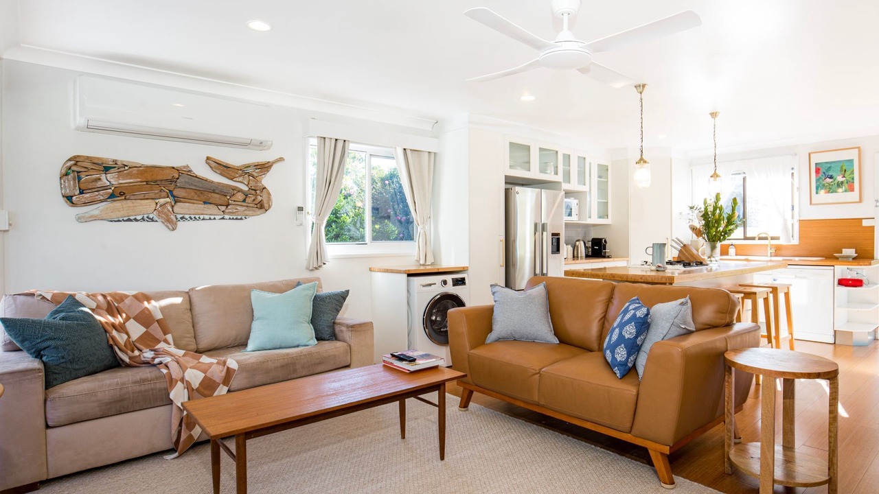 Photo of Livingroom in Basin View
