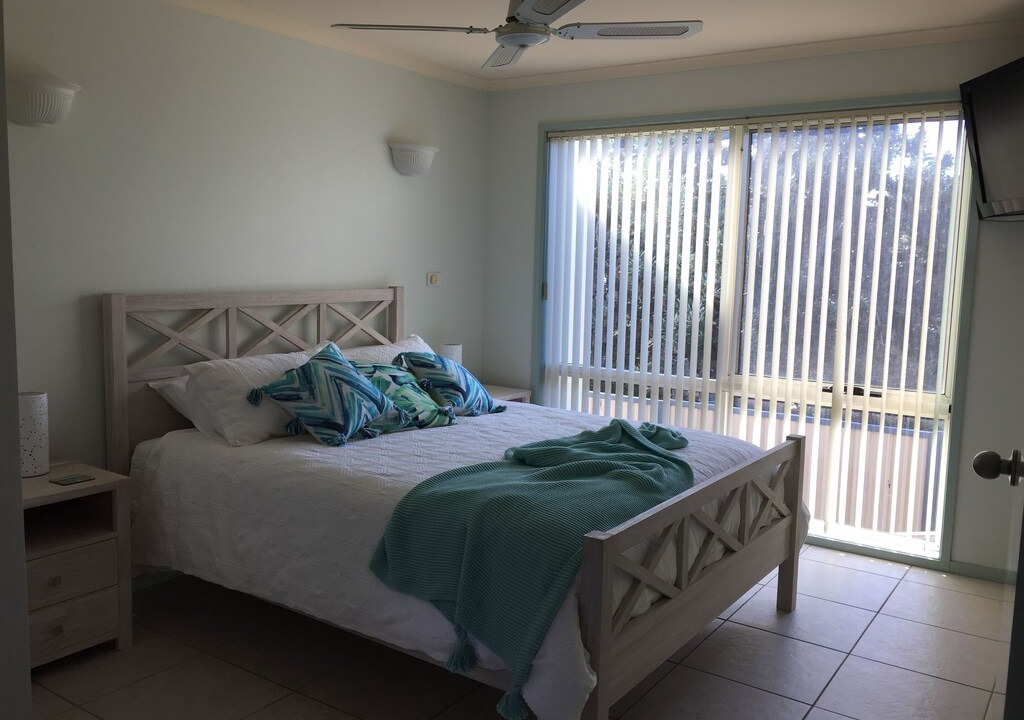 Photo of Bedroom in Tura Beach