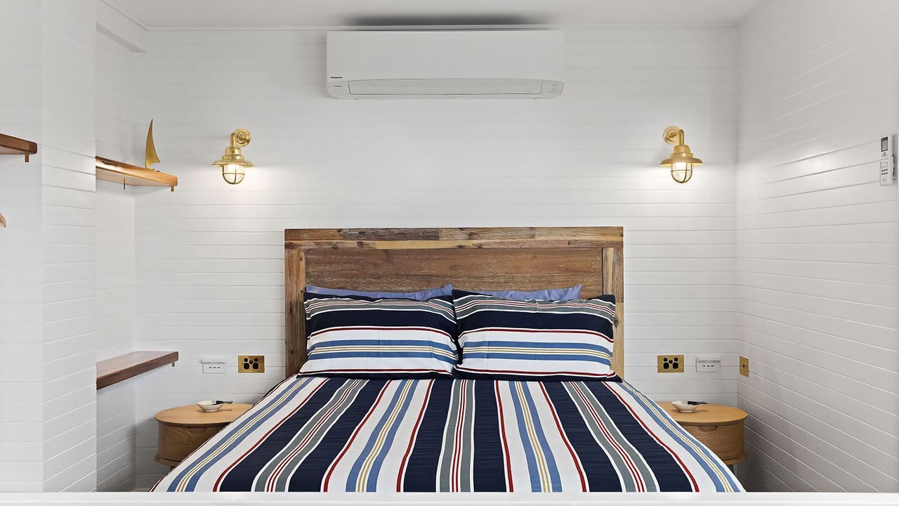 Photo of Bedroom in Lemon Tree Passage