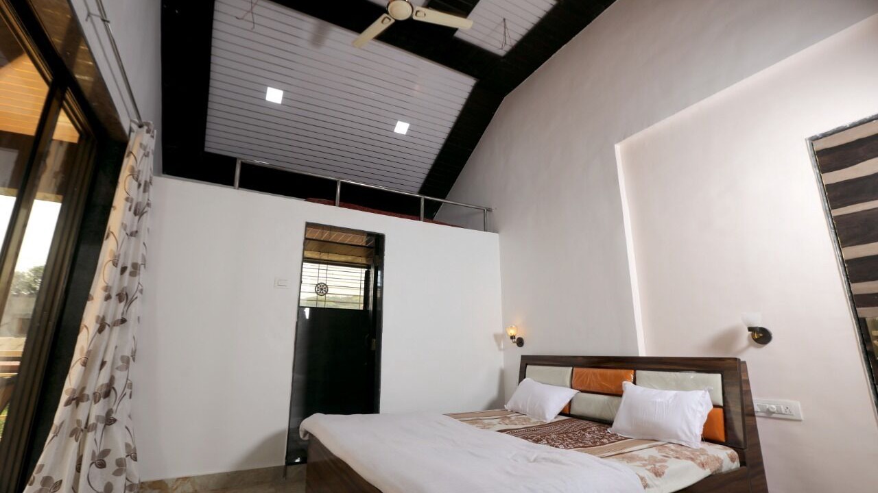 Photo of Bedroom in Lonavala