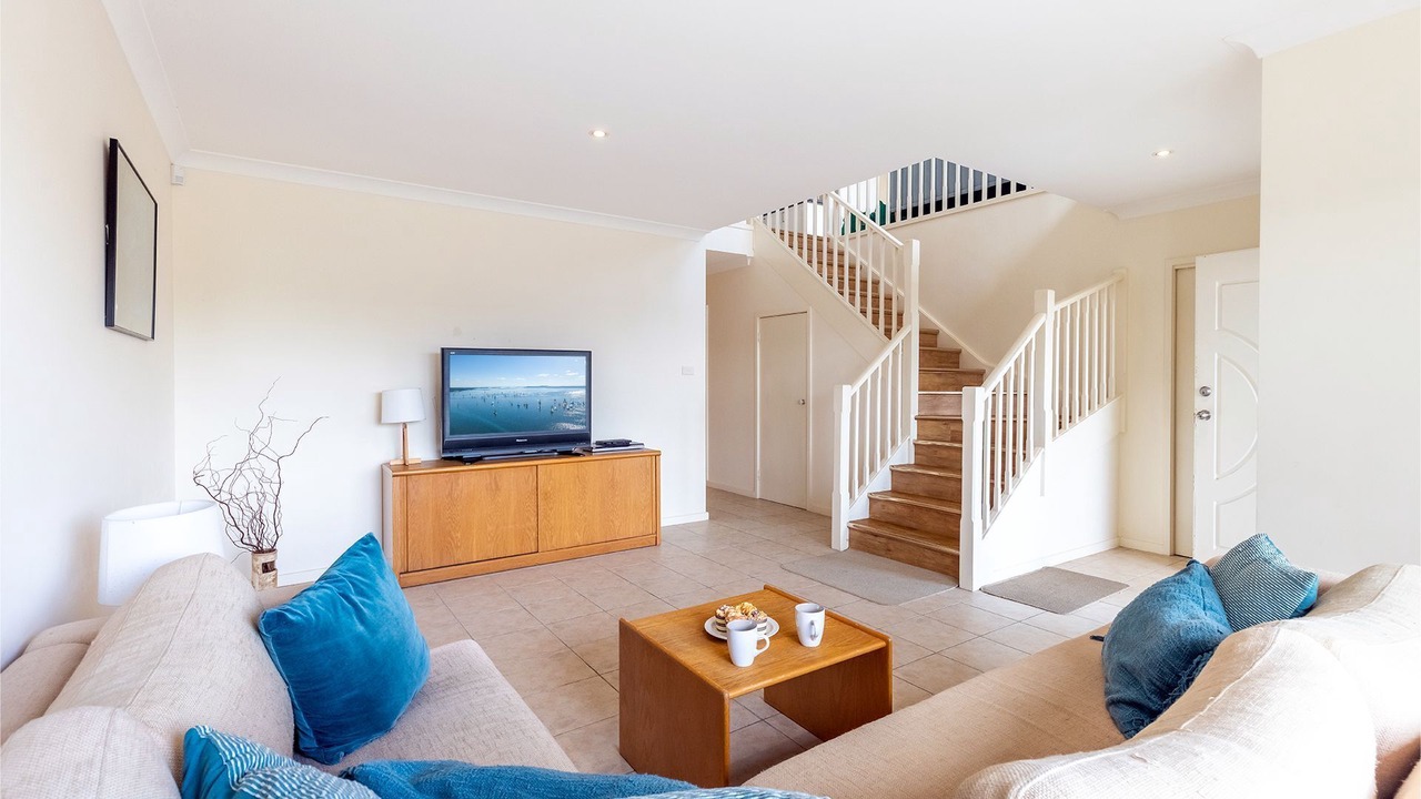 Photo of Livingroom in Anna Bay