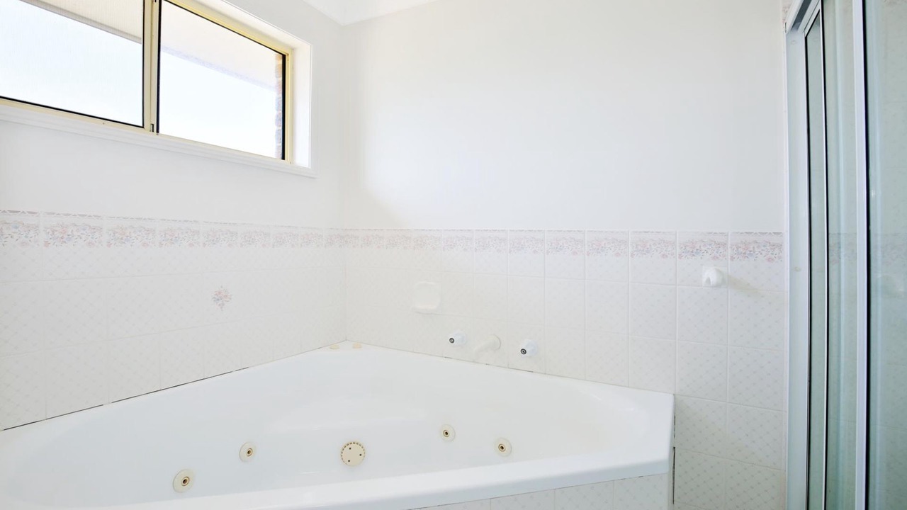 Photo of Bathroom in Currarong