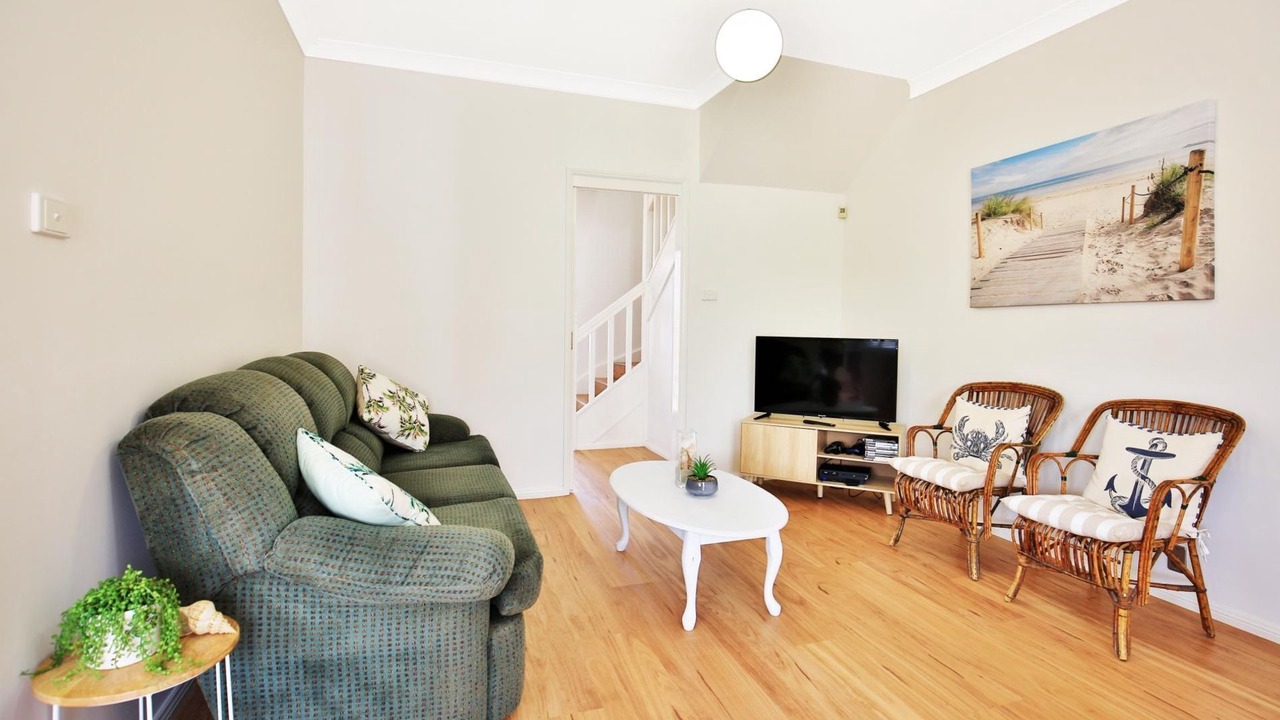 Photo of Livingroom in Currarong
