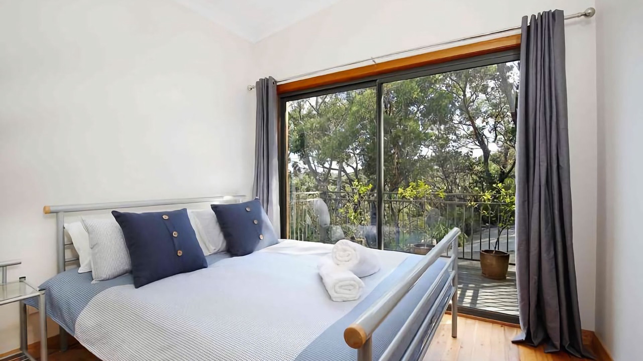 Photo of Bedroom in Blackheath