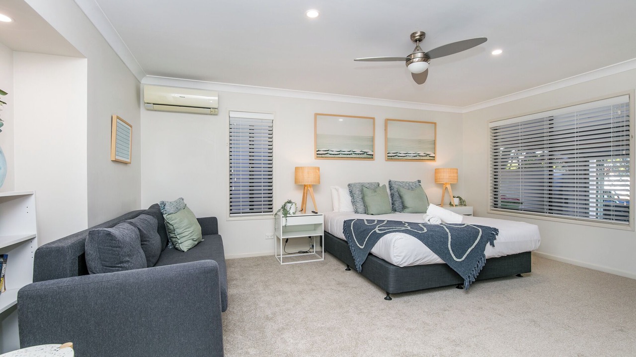 Photo of Bedroom in Broadbeach Waters