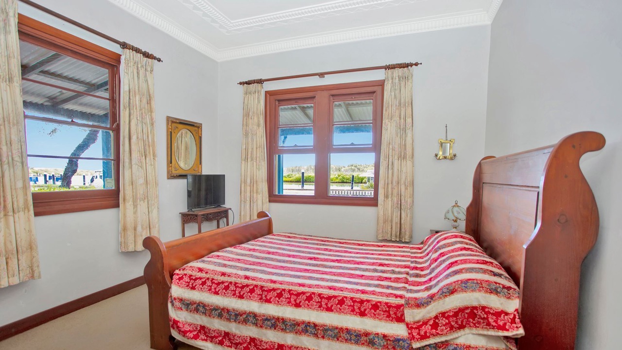 Photo of Bedroom in Tea Gardens