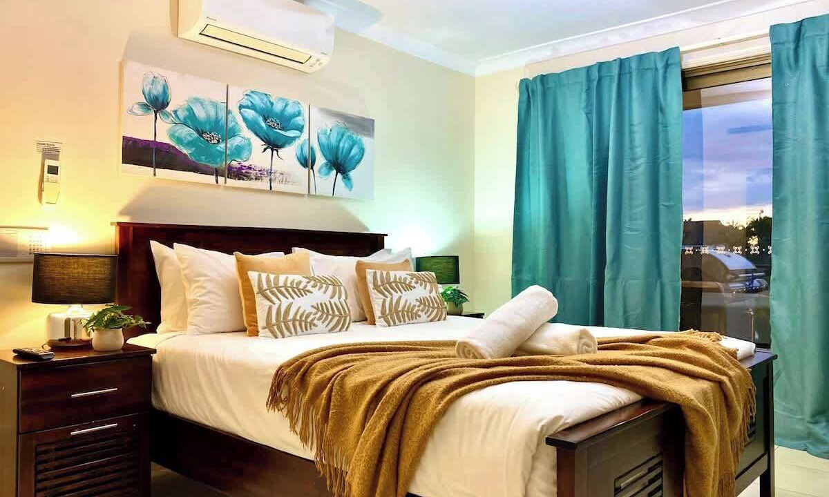 Photo of Bedroom in Mermaid Waters