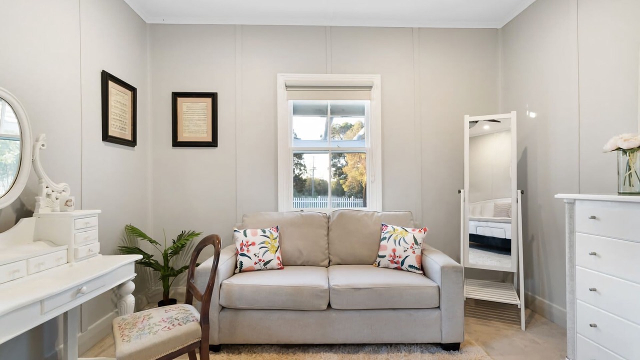Photo of Livingroom in Broke