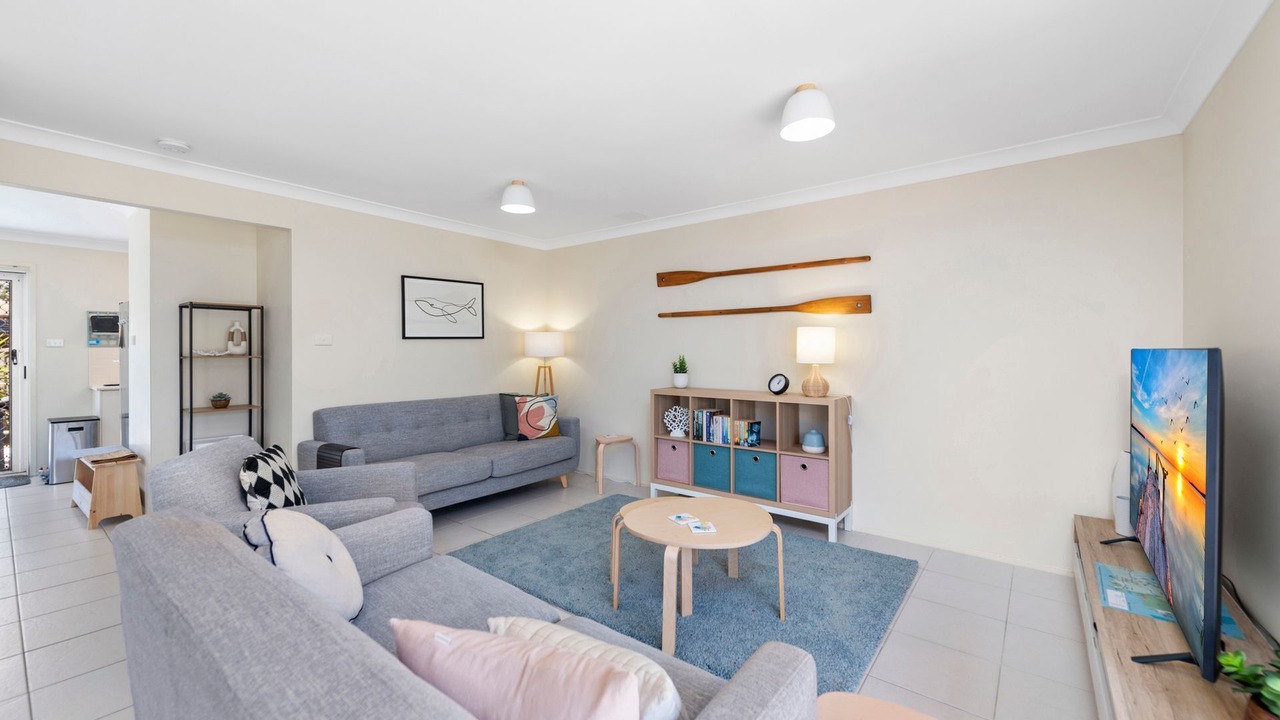 Photo of Livingroom in Anna Bay