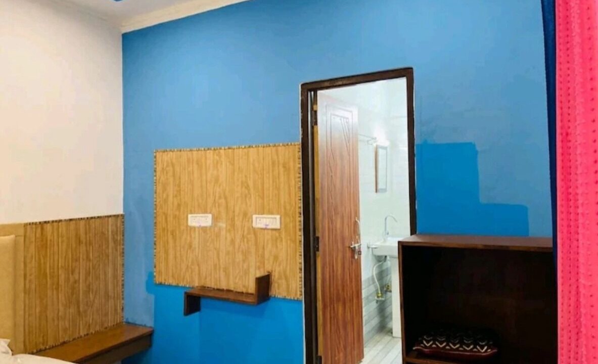 Photo of Bedroom in The Mall Road