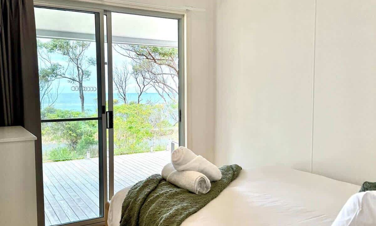 Photo of Bedroom in Depot Beach