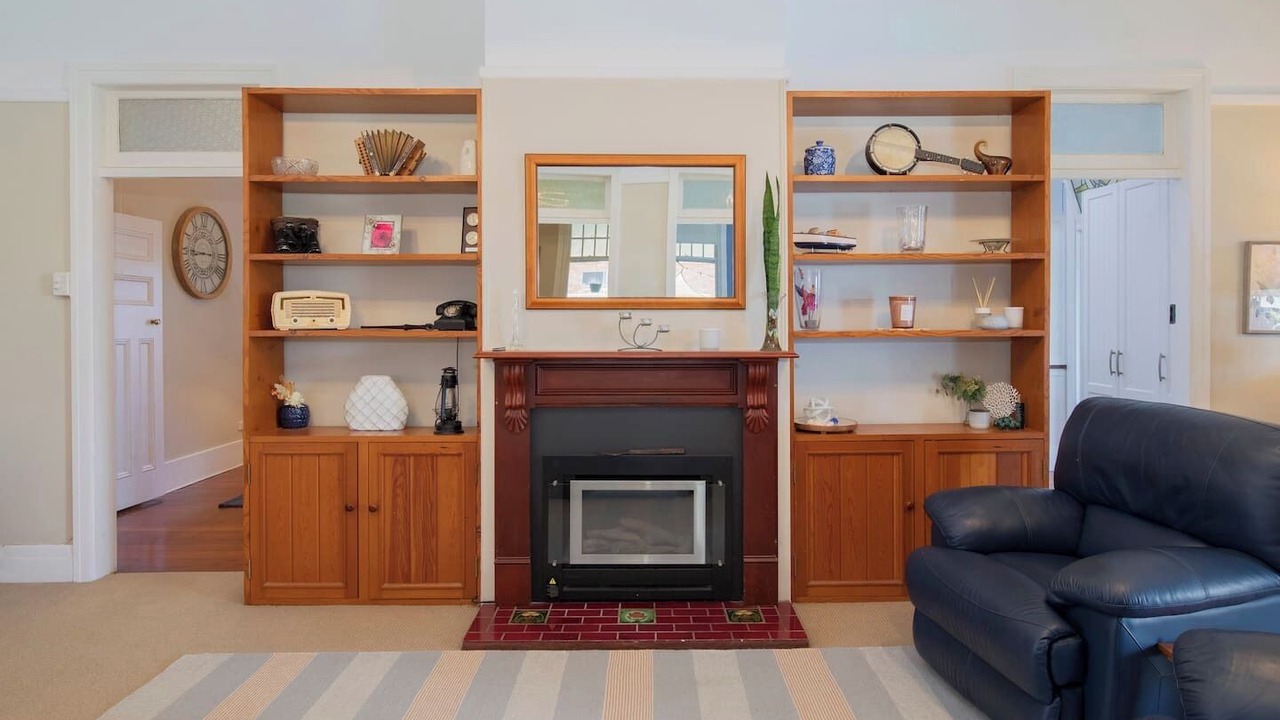 Photo of Livingroom in Swansea