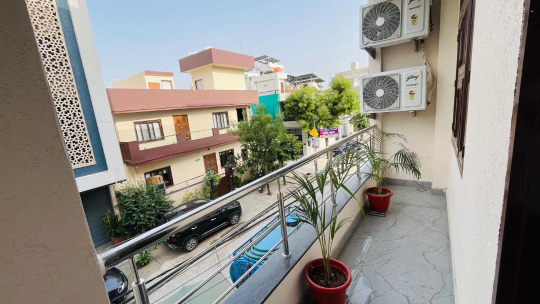 Photo of Patio Balcony in Tonk Phatak