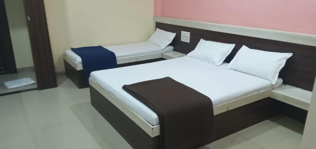 Photo of Bedroom in Shirdi