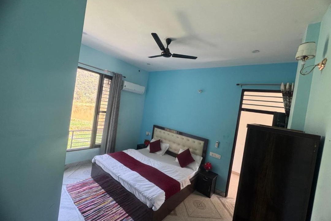 Photo of Bedroom in Kalka