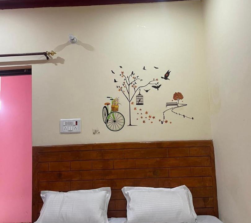 Photo of Bedroom in Kanatal