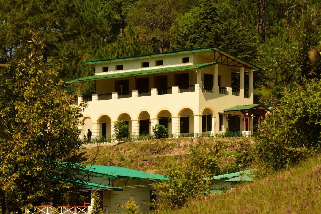 Photo of Others in Kaul
