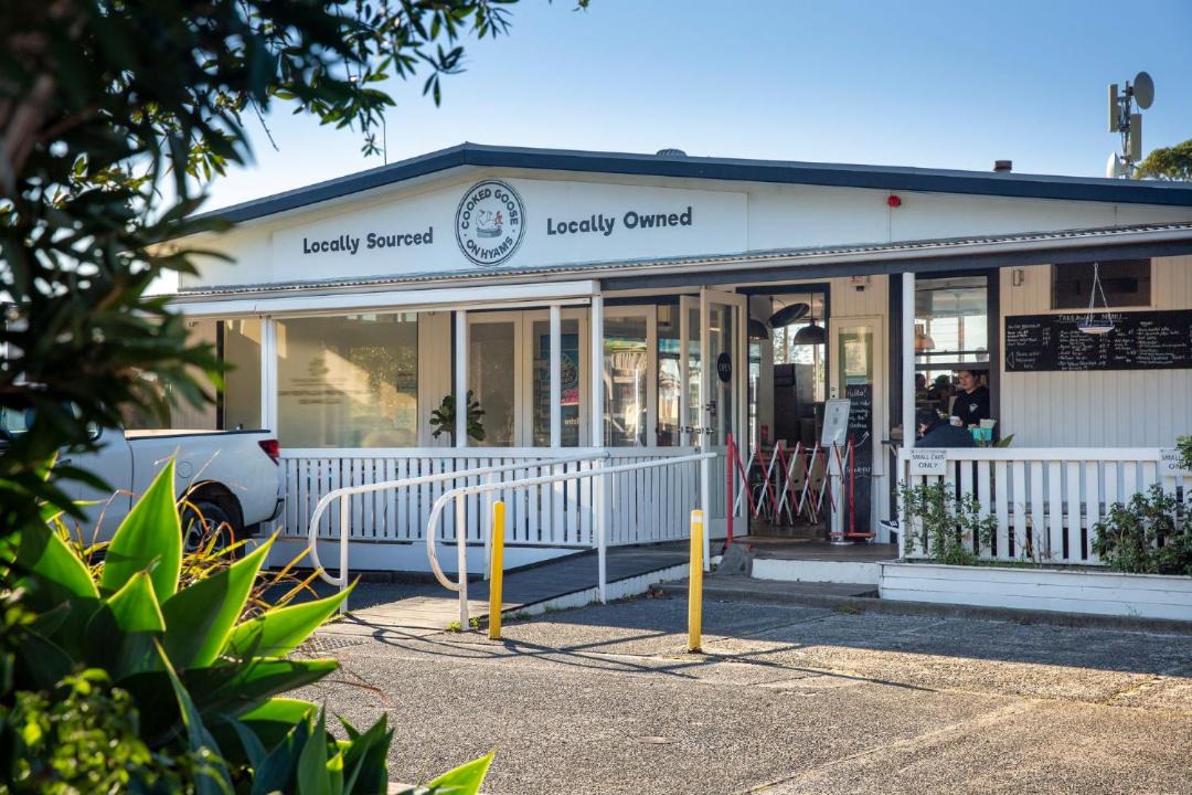 Photo of Others in Hyams Beach