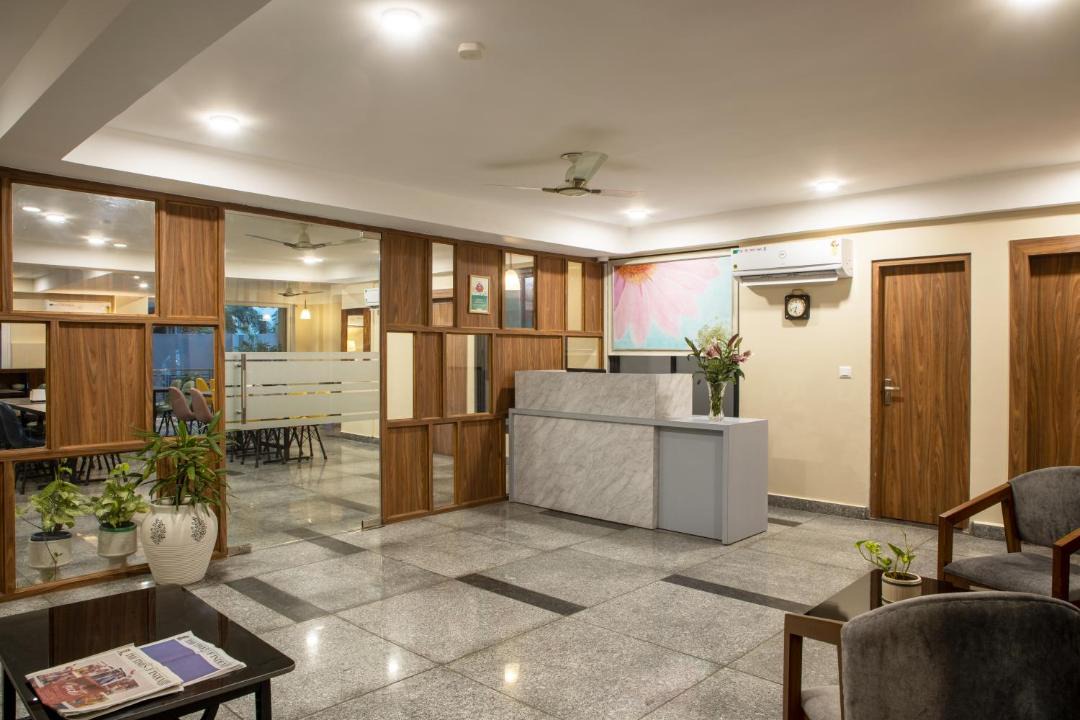 Photo of Others in DLF Phase 3