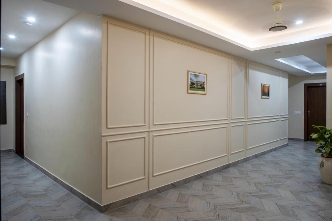 Photo of Others in DLF Phase 3