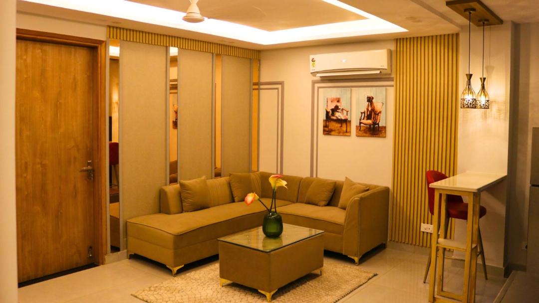 Photo of Others in DLF Phase 3